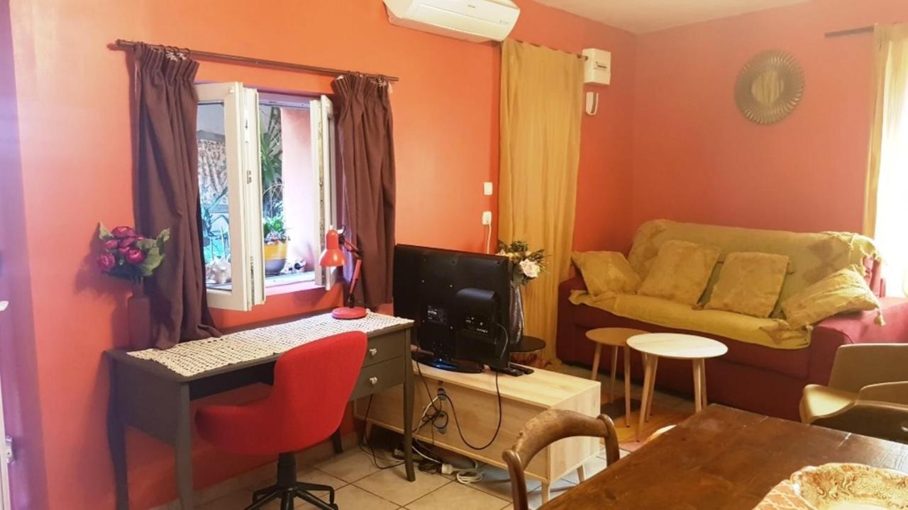 Petit Patio En Centre Ville Νιμ Εξωτερικό φωτογραφία